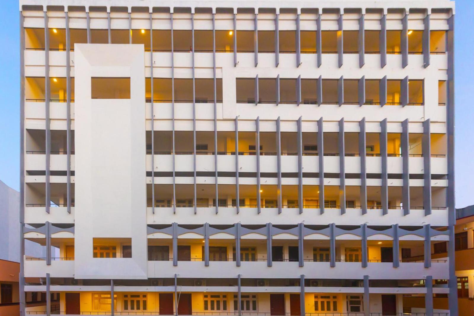 Sri Ramakrishna Hotel Bangalore Buitenkant foto